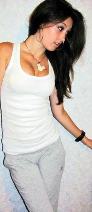 Alayna (25), California adult dating profile image