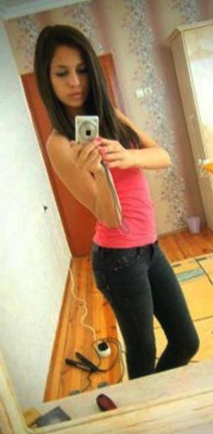Lissette, 25, Alberta | Local FWB Dating Profile