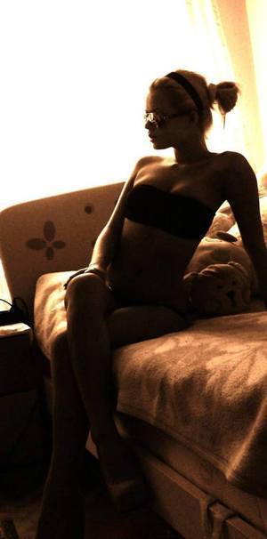 Gina (29) in Alberta | Friends with Benefits