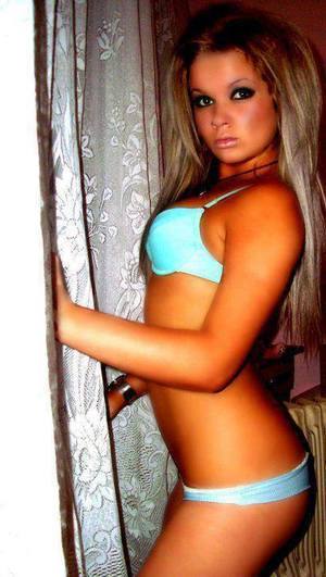Natalie (29) in Nevada | Friends with Benefits