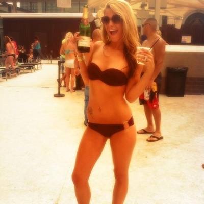 Iesha, 20, Aurora, IL local dating profile photo