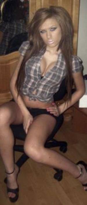 Rosalinda, 20, Florida | Local FWB Dating Profile