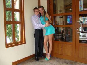 Chat with Kinsley (27) | New York Casual Partners