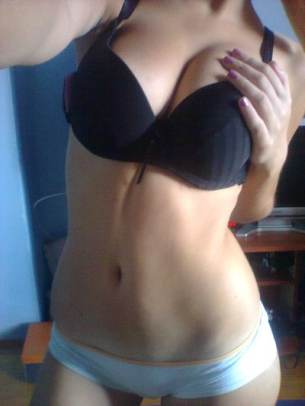 Local profile photo of Lindsay, 28, in Secaucus, NJ