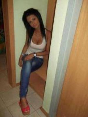 Meet Juliana (28) from California | FWB Casual Partner