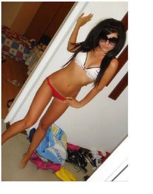 Meet Ella (26) from California | FWB Casual Partner