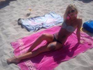 Andrea (18), Los Angeles, CA adult dating profile image