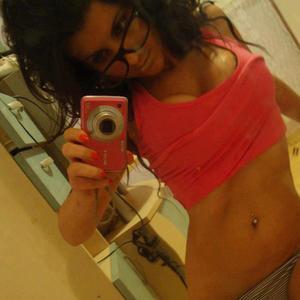 Bonnie is a cheater looking for a guy like you!