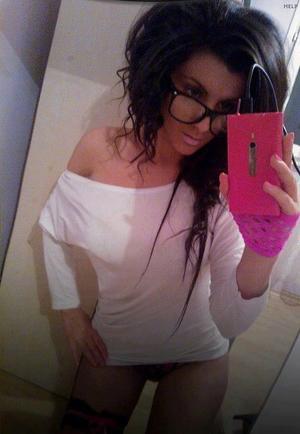Escorts like Carlee are down to fuck you now!