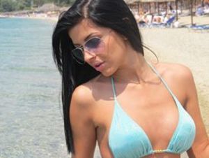 Looking for local cheaters? Take Monika from Idaho home with you