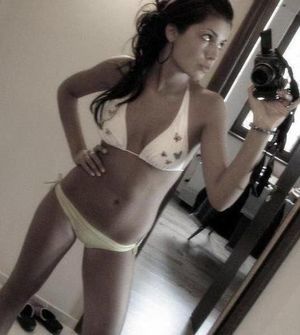 Looking for girls down to fuck? Remedios from Beaumont, California is your girl