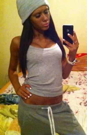 Myesha from Connecticut is looking for adult webcam chat