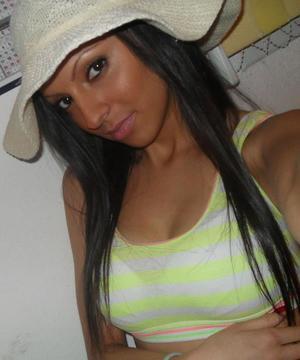 Looking for local cheaters? Take Katelin from Pennsylvania home with you