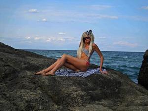 Norah is a cheater looking for a guy like you!