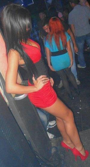 Andrea is a cheater looking for a guy like you!