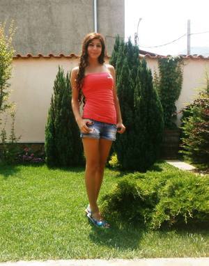 Meet local singles like Alena from Arizona who want to fuck tonight