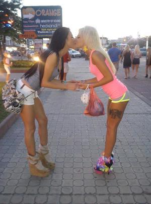 Finding a fuck buddy like Fernanda from Alberta has never been easier