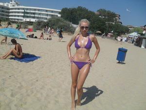 Destiny from Minnesota is looking for adult webcam chat