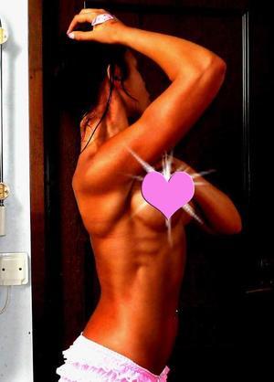 Looking for local cheaters? Take Liana from Illinois home with you