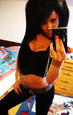 Looking for girls down to fuck? Beatrice from Texas is your girl