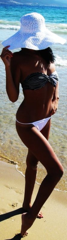 Michaela from Connecticut is interested in nsa sex with a nice, young man