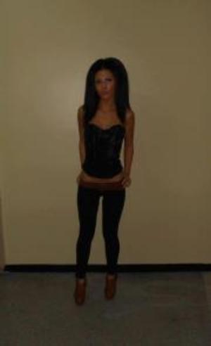 Melissa from Tennessee is looking for adult webcam chat