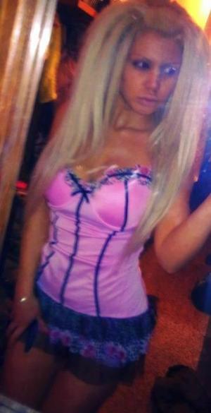 Escorts like Felicia are down to fuck you now!