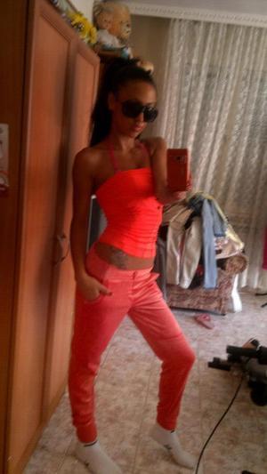 Looking for girls down to fuck? Emma from California is your girl