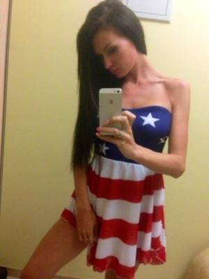 Tori from Calverton, New York is looking for adult webcam chat