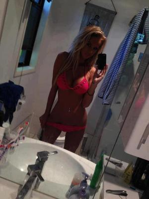 Escorts like Kristen are down to fuck you now!
