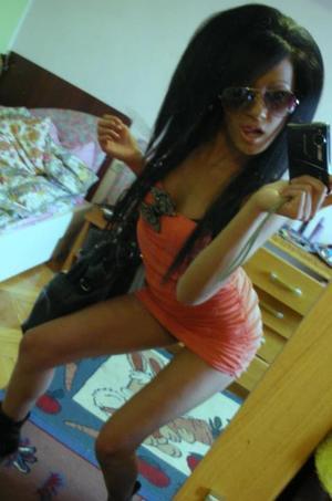 Roselyn is a cheater looking for a guy like you!