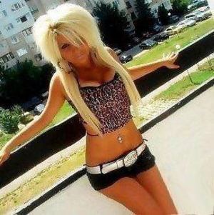Looking for local cheaters? Take Deanna from South Carolina home with you