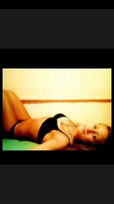 Tashina from Wynona, Oklahoma is looking for adult webcam chat