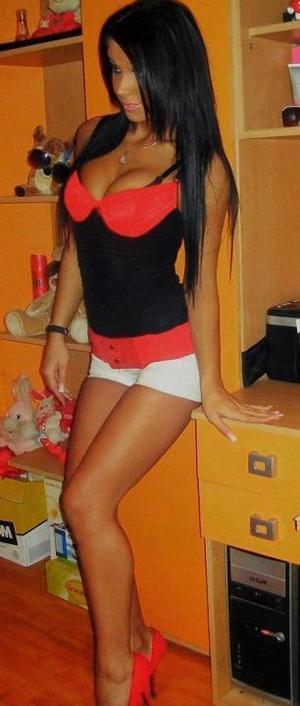 Mckayla from Georgia is looking for adult webcam chat