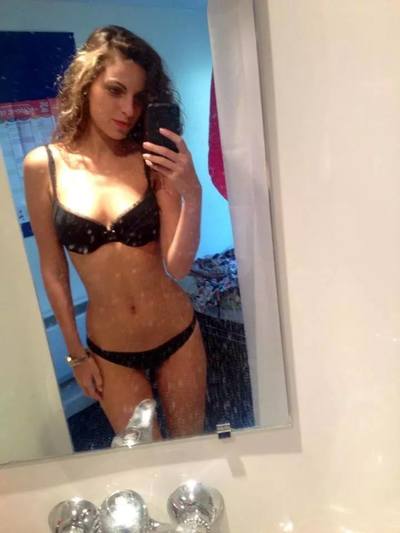 Janella from Forest City, Florida is looking for adult webcam chat