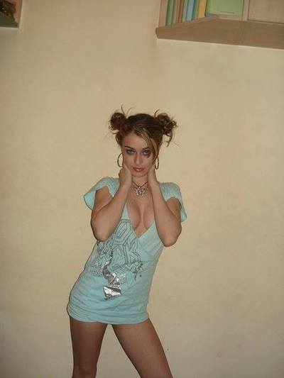 Looking for girls down to fuck? Taryn from Minnesota is your girl