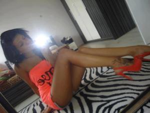 Looking for local cheaters? Take Viviana from Tennessee home with you
