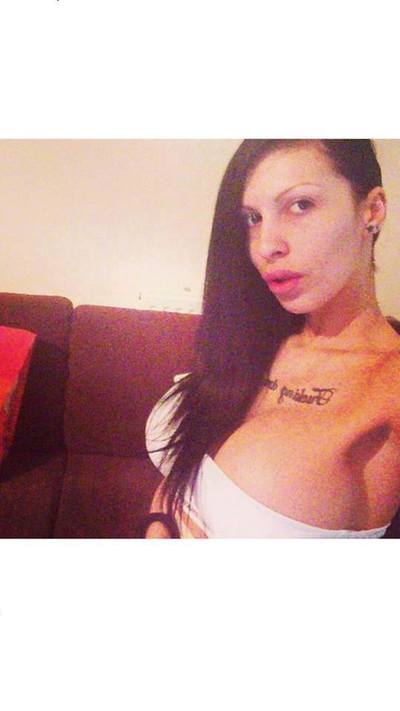 Looking for girls down to fuck? Lee from California is your girl