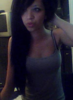 Escorts like Robin are down to fuck you now!
