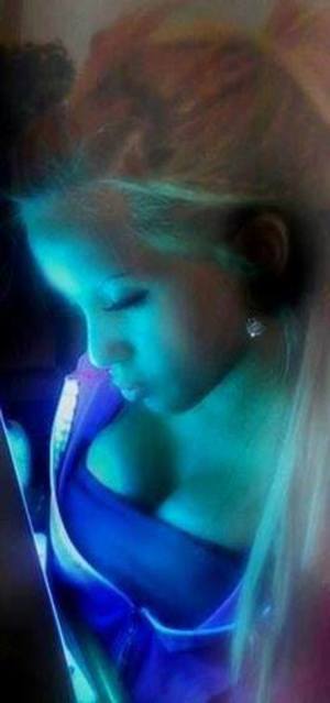 Meet local singles like Shaylee from Texas who want to fuck tonight