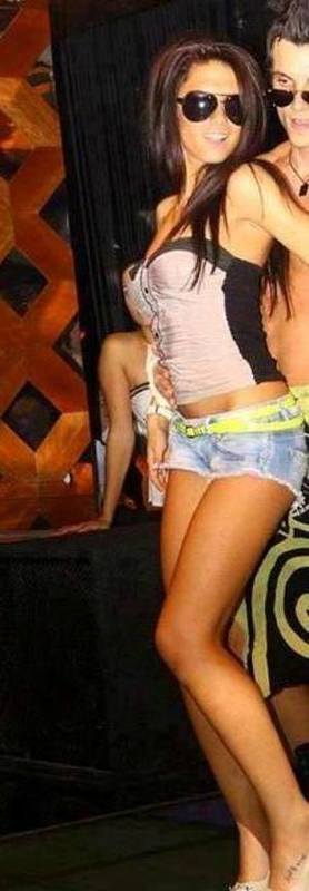 Escorts like Dorothy are down to fuck you now!