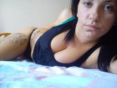 Sydney is a cheater looking for a guy like you!