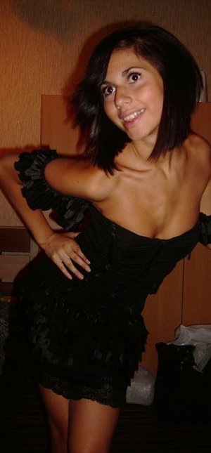 Elana from Cascade, Colorado is looking for adult webcam chat