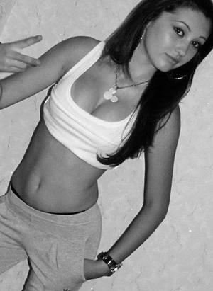 Gretchen is a cheater looking for a guy like you!