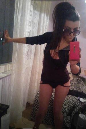 Annika from Mississippi is looking for adult webcam chat