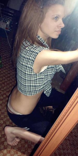 Jeanett from  is looking for adult webcam chat