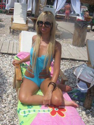 Sara from California is the best local fuck buddy you can ever find