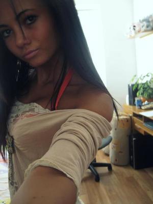 Finding a fuck buddy like Julissa from Virginia has never been easier