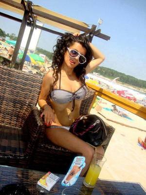 Escorts like Kiara are down to fuck you now!