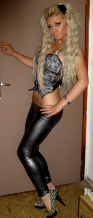 Looking for girls down to fuck? Tabitha from Texas is your girl
